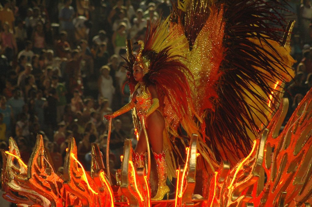 rio-carnival-ovago