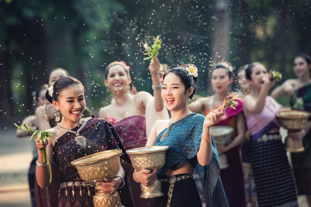 songkran water festival ovago