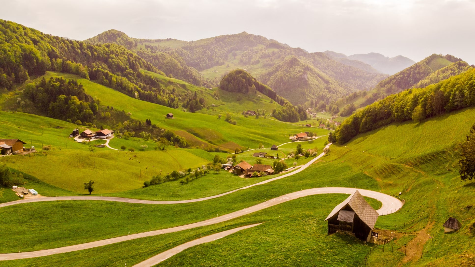 coolcating-switzerland-ovago