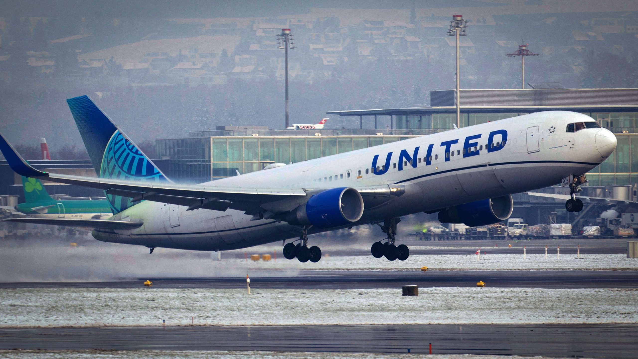 united-airlines-ovago