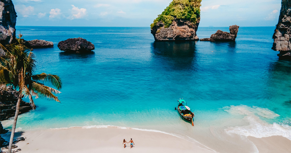 Koh Phi Phi – Dramatic Scenery and Iconic Beaches