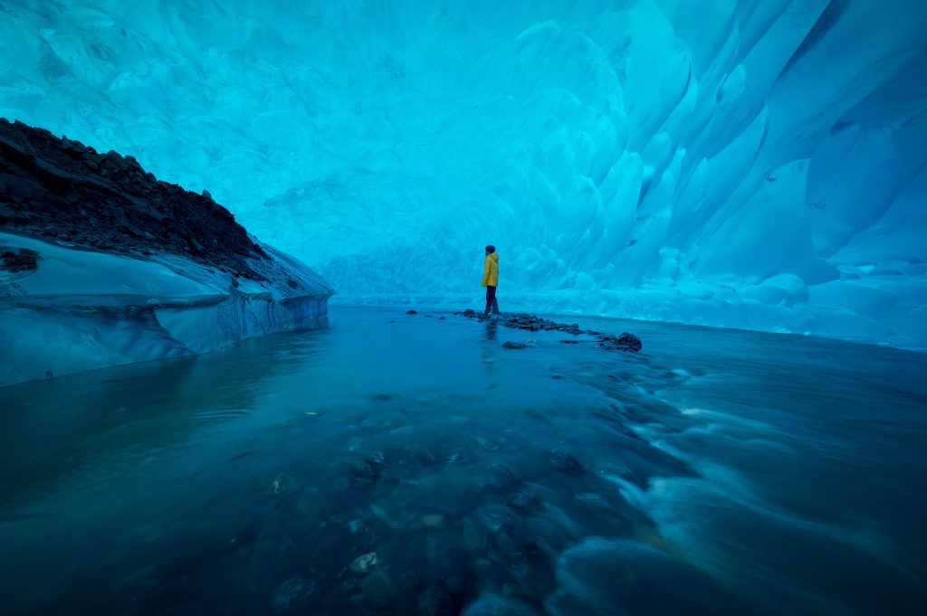 mendenhall ice caves ovago