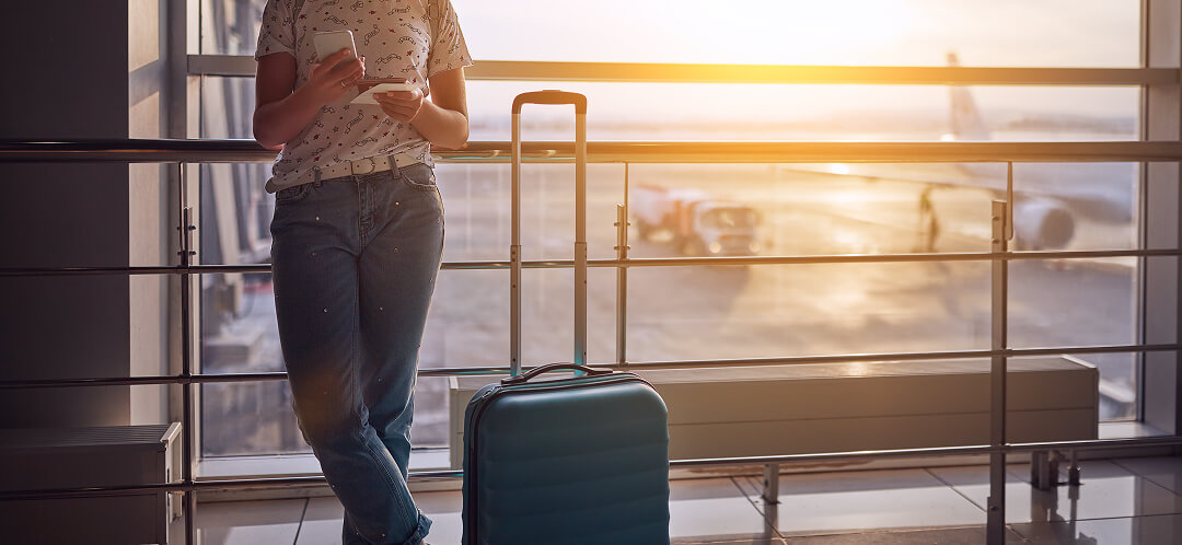 skiplagging traveler airport carry on